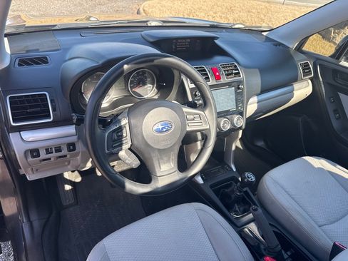 Used 2016 Subaru Forester 2.5i Premium image 27