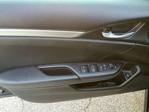 Used 2020 Honda Civic Sport image 18