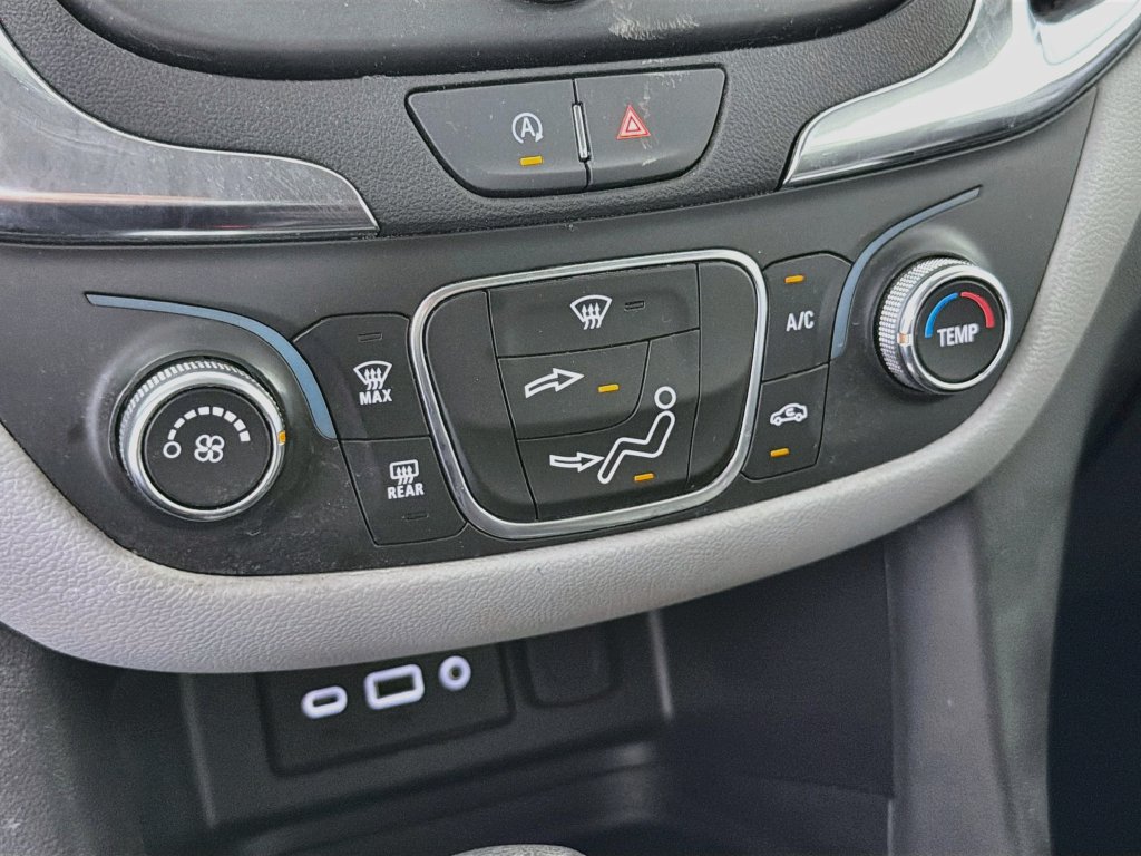 Used 2024 Chevrolet Equinox LS w/ LS Convenience Package FWD image 18