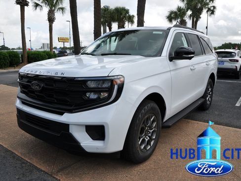 New 2026 Ford Expedition Active RWD image 1