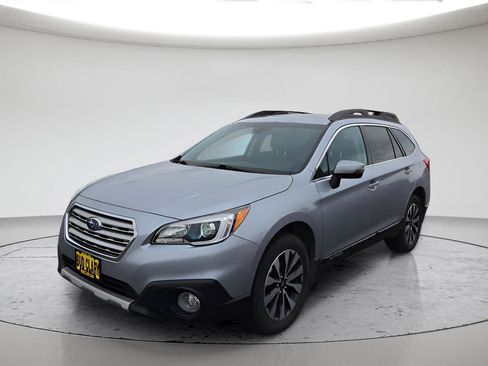 Used 2017 Subaru Outback 2.5i Limited AWD/4WD image 1