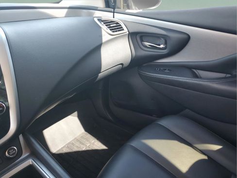 Used 2022 Nissan Murano SV w/ SV Midnight Edition Package image 25