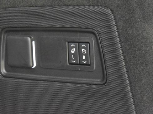 Certified 2026 Cadillac Escalade V AWD/4WD image 31