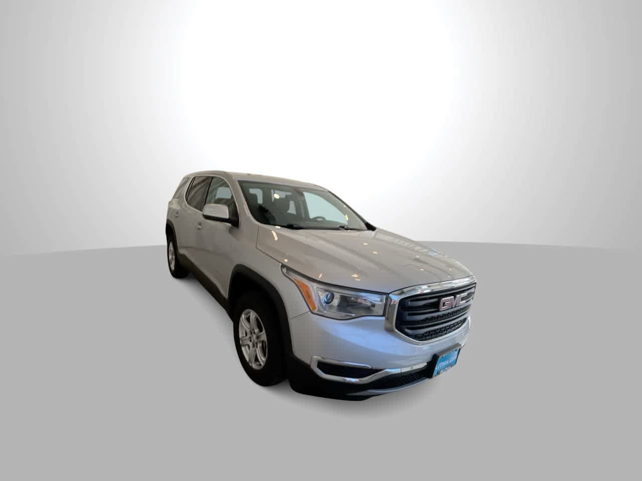 Used 2019 GMC Acadia SLE AWD/4WD image 2