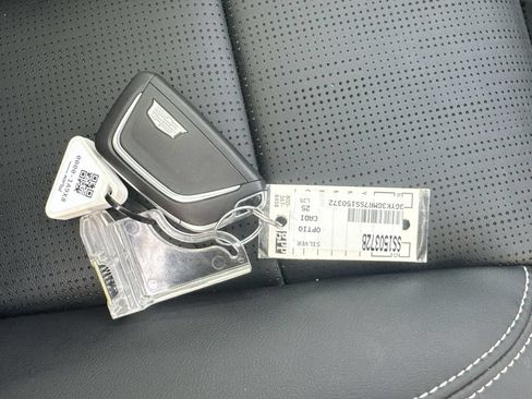 Used 2025 Cadillac Optiq Sport 2 AWD/4WD image 36