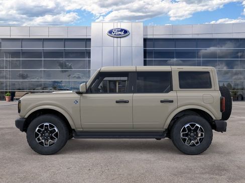 New 2026 Ford Bronco Outer Banks AWD/4WD image 3