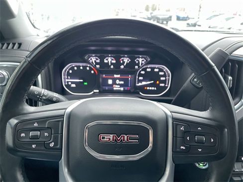 Certified 2023 GMC Sierra 2500 SLT w/ SLT Preferred Package image 11