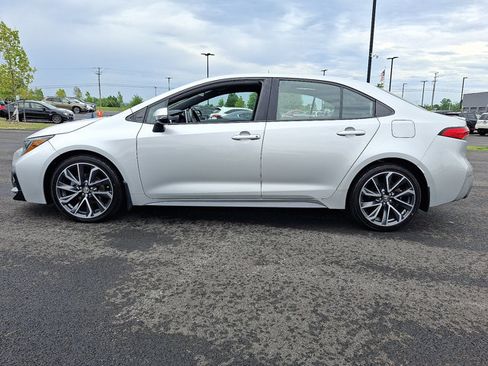 Used 2021 Toyota Corolla SE FWD image 4