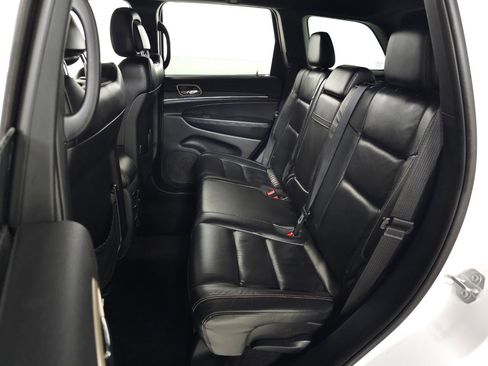 Used 2017 Jeep Grand Cherokee Limited AWD/4WD image 34