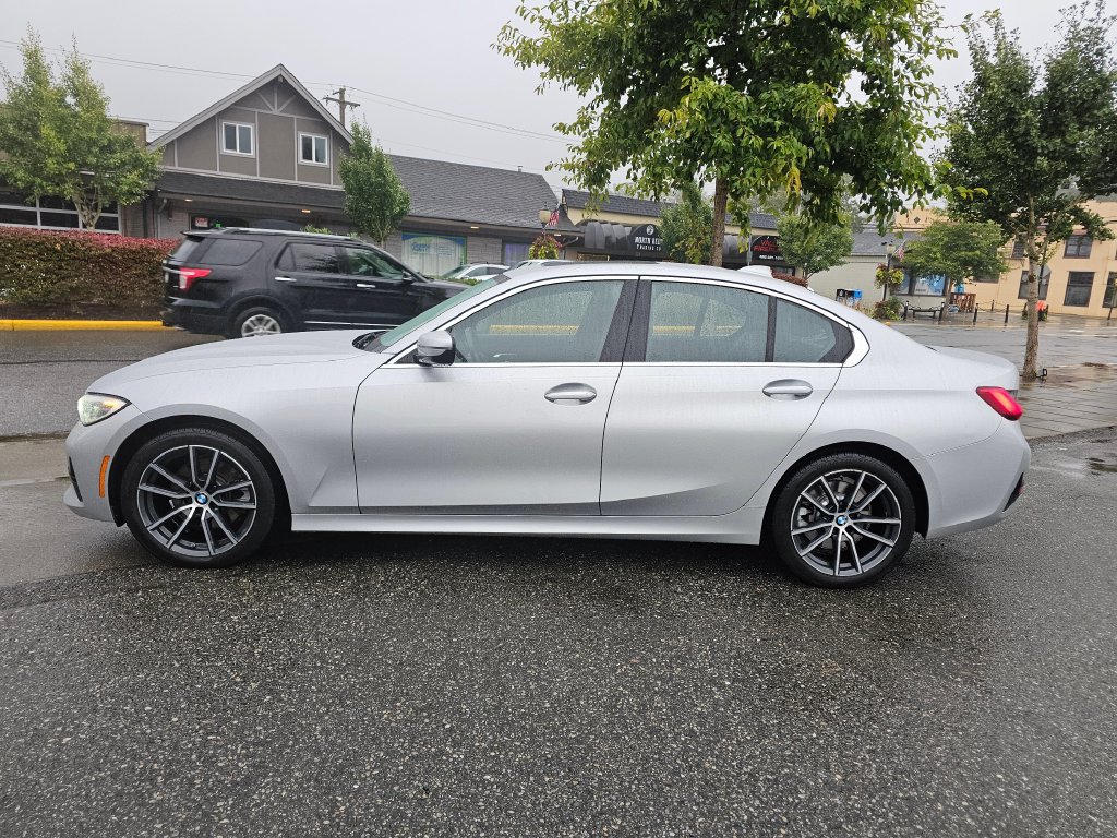 Used 2019 BMW 330i xDrive Sedan w/ Convenience Package AWD/4WD image 8