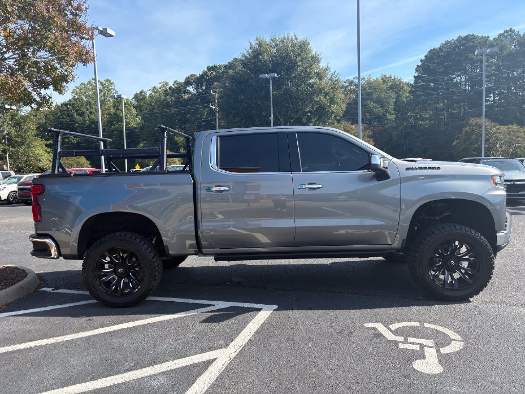 Used 2022 Chevrolet Silverado 1500 LTZ w/ LTZ Premium Package AWD/4WD image 4