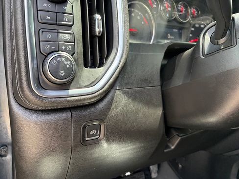 Used 2021 Chevrolet Silverado 1500 LT Trail Boss w/ Bed Protection Package AWD/4WD image 30