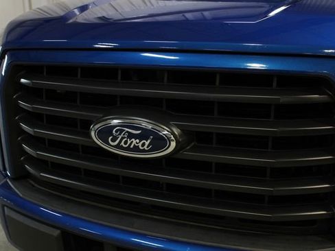 Used 2017 Ford F150 XLT w/ Equipment Group 302A Luxury AWD/4WD image 31