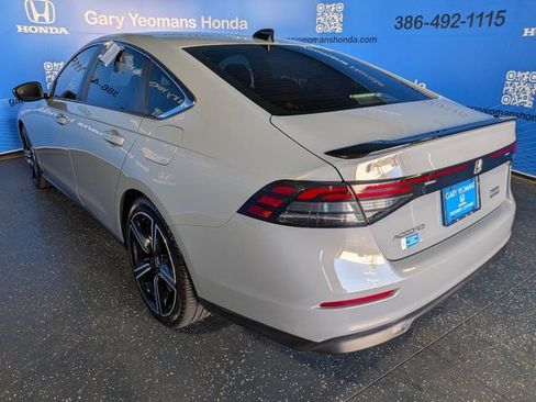 Used 2023 Honda Accord Sport image 6