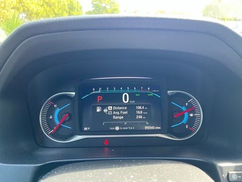 Used 2022 Honda Pilot Special Edition image 9