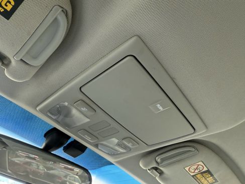 Used 2008 Hyundai Tiburon image 19