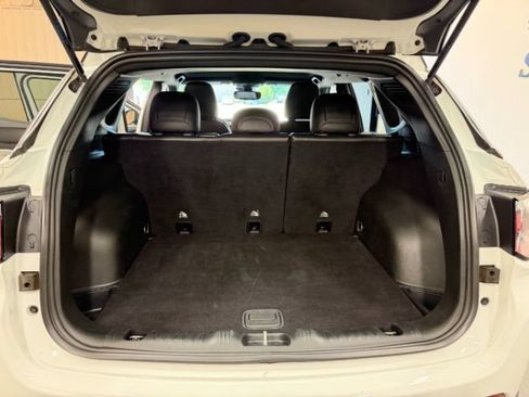 Used 2025 Jeep Compass Limited AWD/4WD image 29