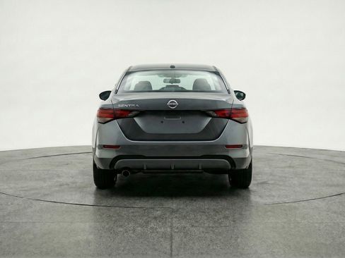 Used 2025 Nissan Sentra SV image 7