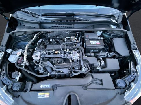 Used 2024 Toyota Corolla LE FWD image 31