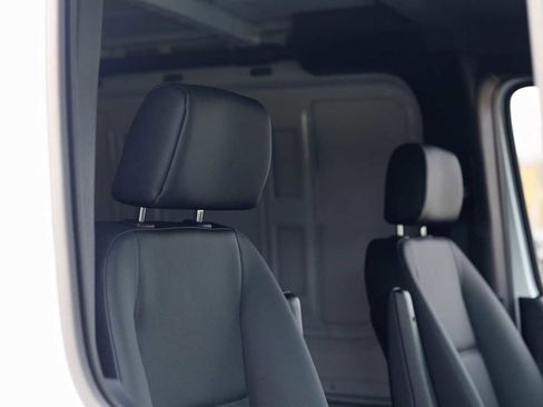 New 2025 Mercedes-Benz Sprinter 2500 image 25