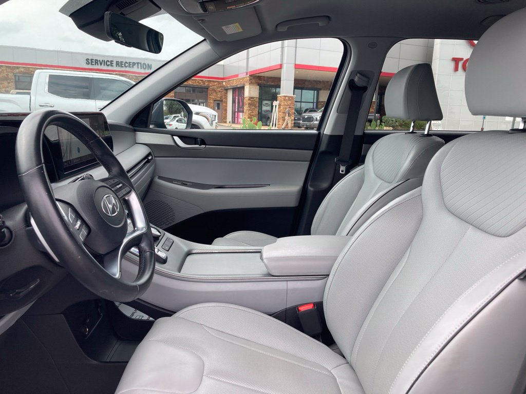 Used 2023 Hyundai Palisade SEL FWD image 10