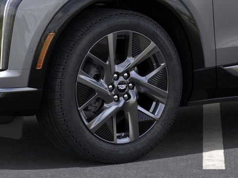 New 2026 Cadillac Optiq Luxury 1 image 9