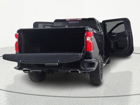 Used 2021 Chevrolet Silverado 1500 LT Trail Boss w/ Convenience Package II image 8