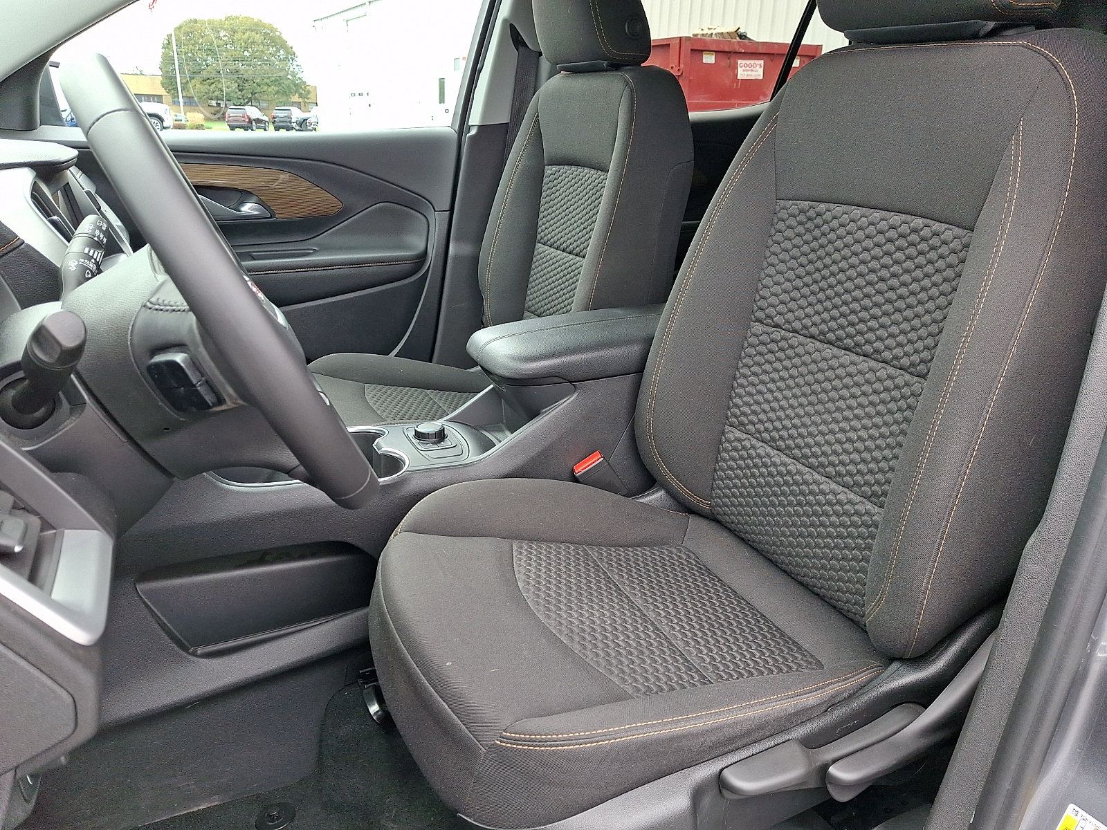 Used 2020 GMC Terrain SLE FWD image 13