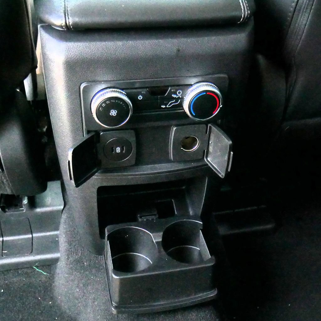 Used 2024 Ford Explorer XLT w/ Equipment Group 202A AWD/4WD image 24
