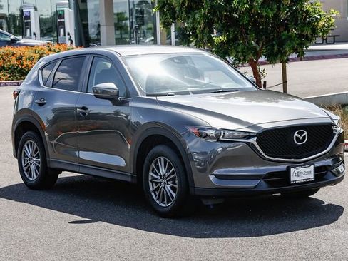 Used 2017 MAZDA CX-5 Touring image 6