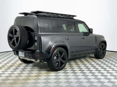 New 2026 Land Rover Defender 110 X-Dynamic SE image 5