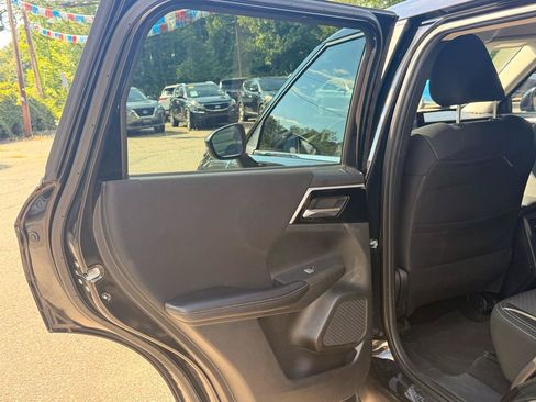 Used 2022 Mitsubishi Outlander ES AWD/4WD image 19