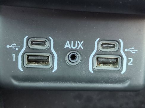 Used 2021 Dodge Durango GT image 23