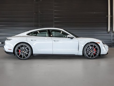 Certified 2023 Porsche Taycan RWD image 11