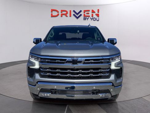Used 2024 Chevrolet Silverado 1500 LTZ w/ LTZ Convenience Package II image 9