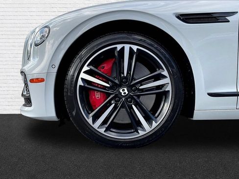 Used 2021 Bentley Flying Spur W12 AWD/4WD image 32