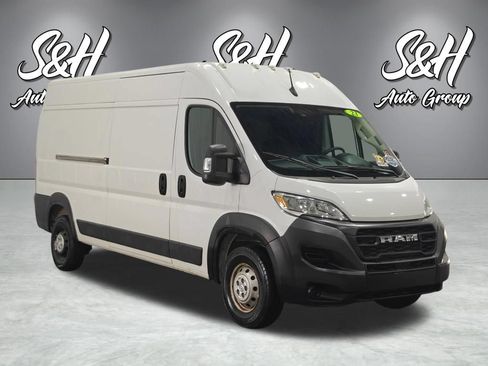 Used 2023 RAM ProMaster 2500 FWD image 2