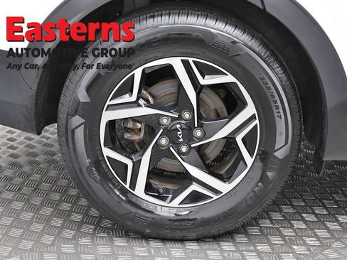 Used 2024 Kia Sportage LX FWD image 29