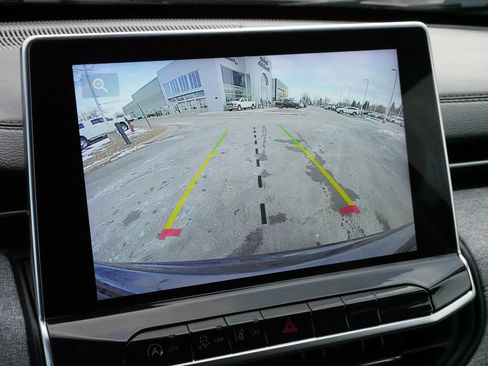 Used 2022 Jeep Compass Latitude image 29