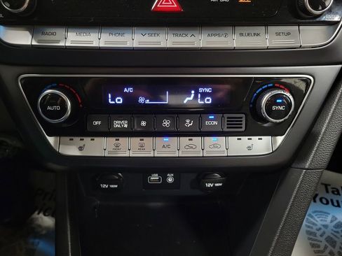 Used 2019 Hyundai Sonata Plug-In Hybrid image 17