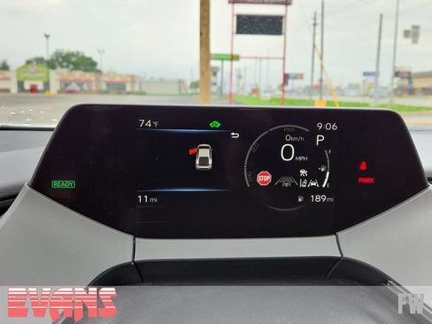 New 2026 Toyota Prius AWD image 5