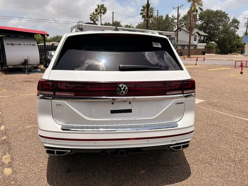 Used 2024 Volkswagen Atlas SEL Premium R-Line AWD/4WD image 14