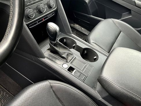 Used 2019 Volkswagen Atlas SE image 13