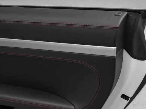 Certified 2022 Porsche 718 Boxster RWD image 37