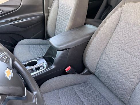 Used 2023 Chevrolet Equinox LT FWD image 20