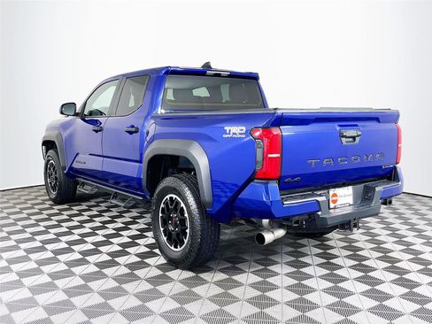 Used 2025 Toyota Tacoma TRD Off-Road image 6