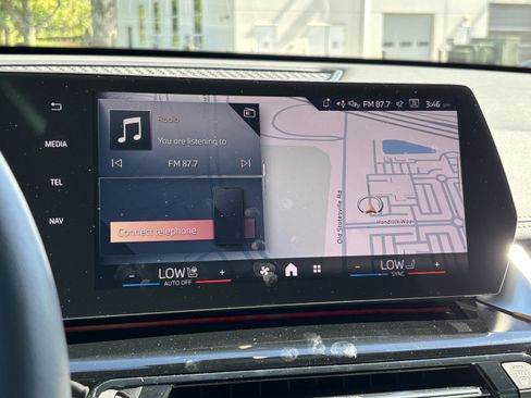 Used 2026 BMW X1 xDrive28i w/ Technology Package image 26