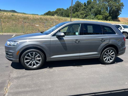 Used 2018 Audi Q7 3.0T Premium Plus w/ Premium Plus Package AWD/4WD image 7