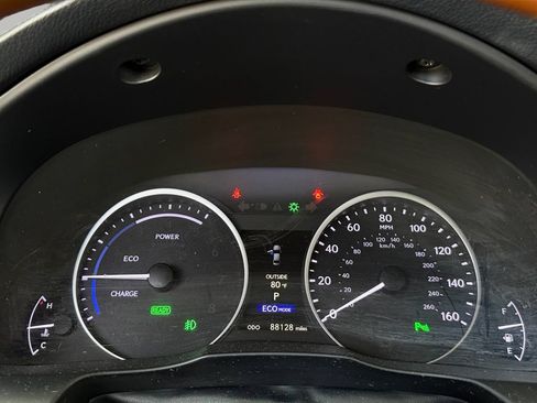 Used 2013 Lexus ES 300h w/ Luxury Pkg FWD image 21