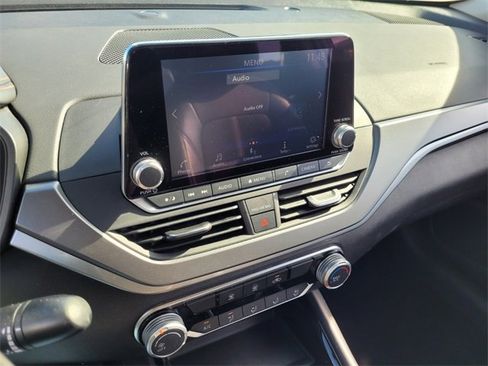 Used 2024 Nissan Altima 2.5 SR image 20